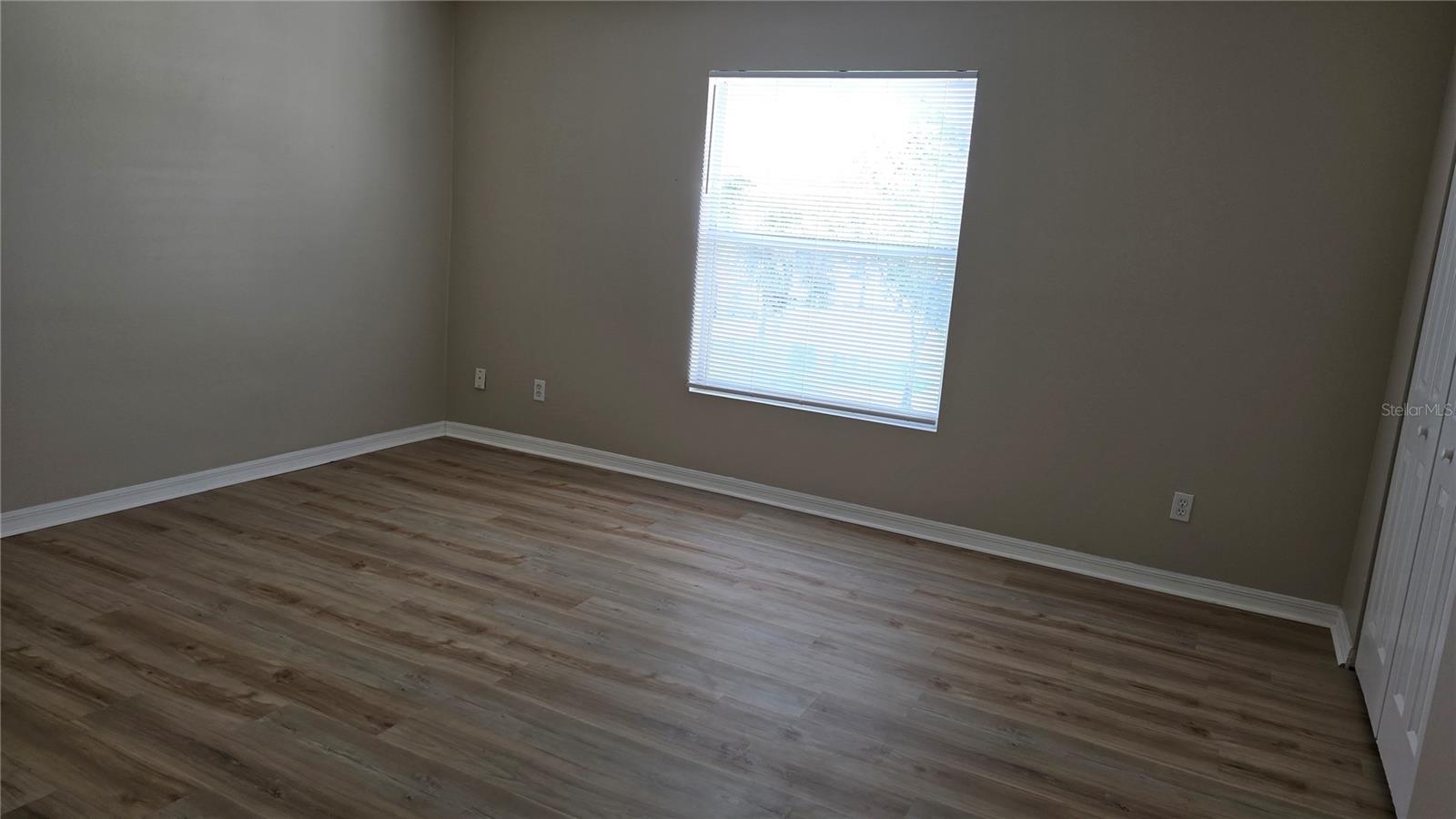 FOREST LAKE TWNHMS PH I - Residential Lease