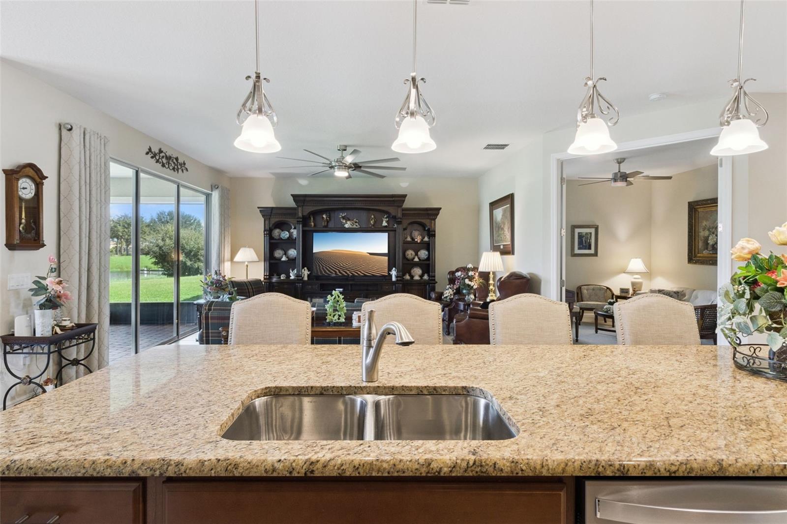 1631 KINGFISHER COURT