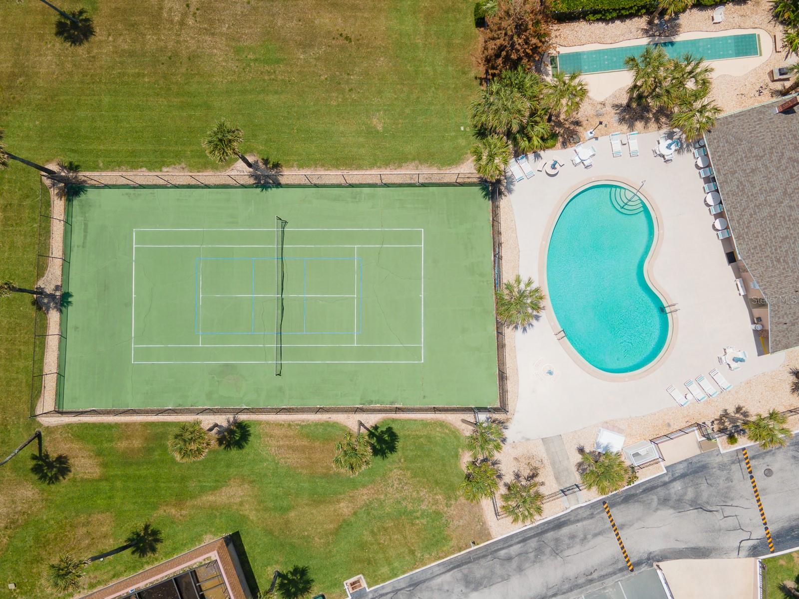 FAIRWIND SHORES CONDO - Residential