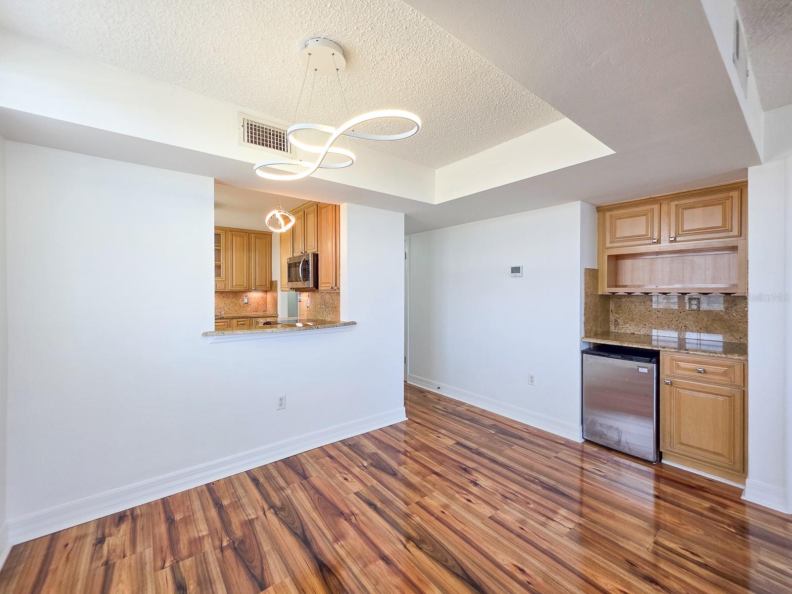 FAIRWIND SHORES CONDO - Residential