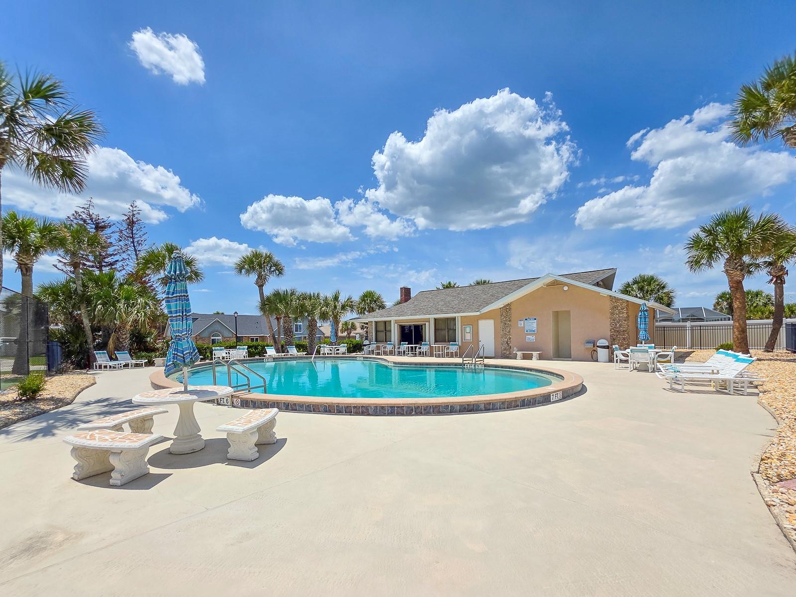 FAIRWIND SHORES CONDO - Residential