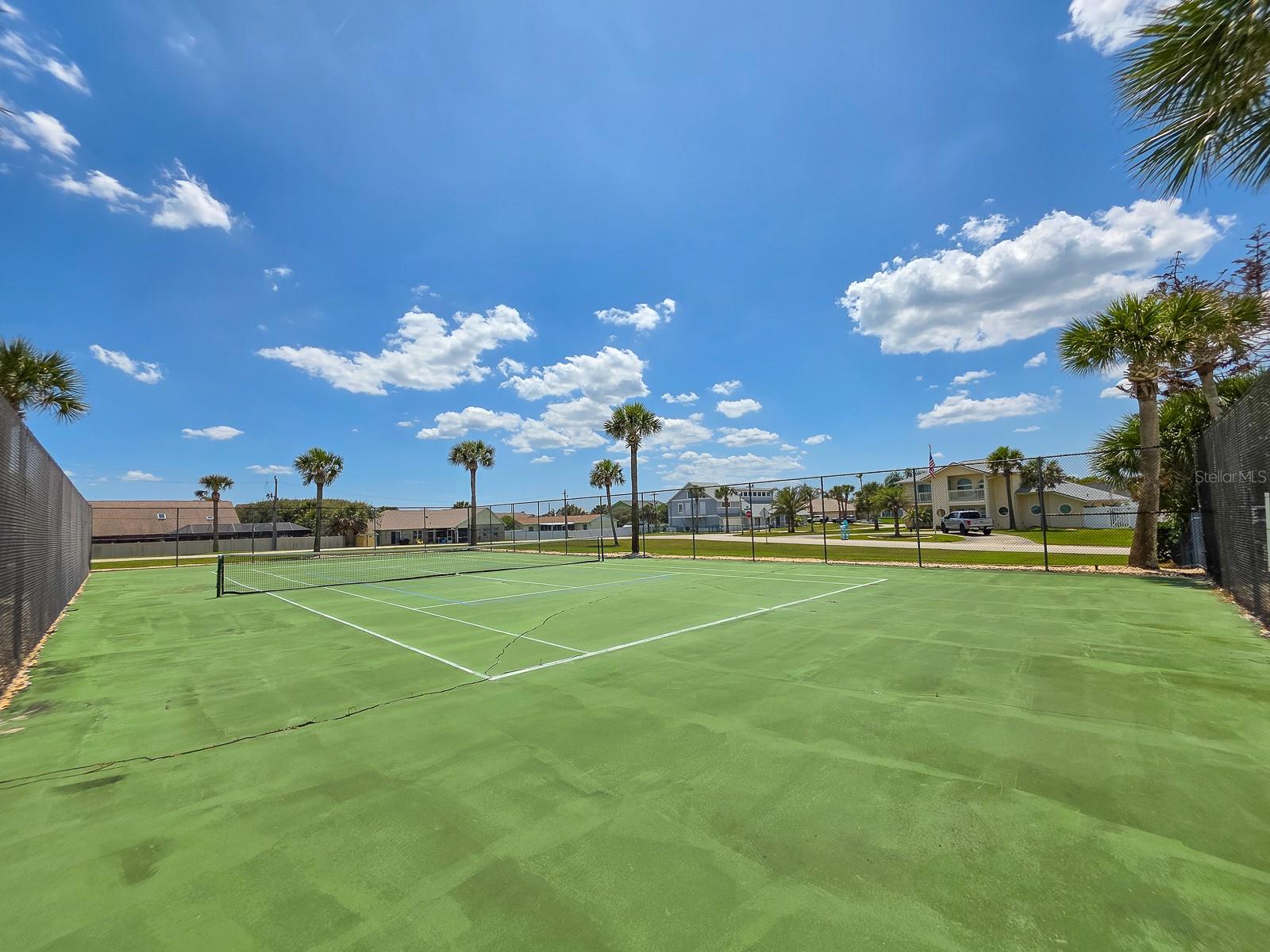 FAIRWIND SHORES CONDO - Residential