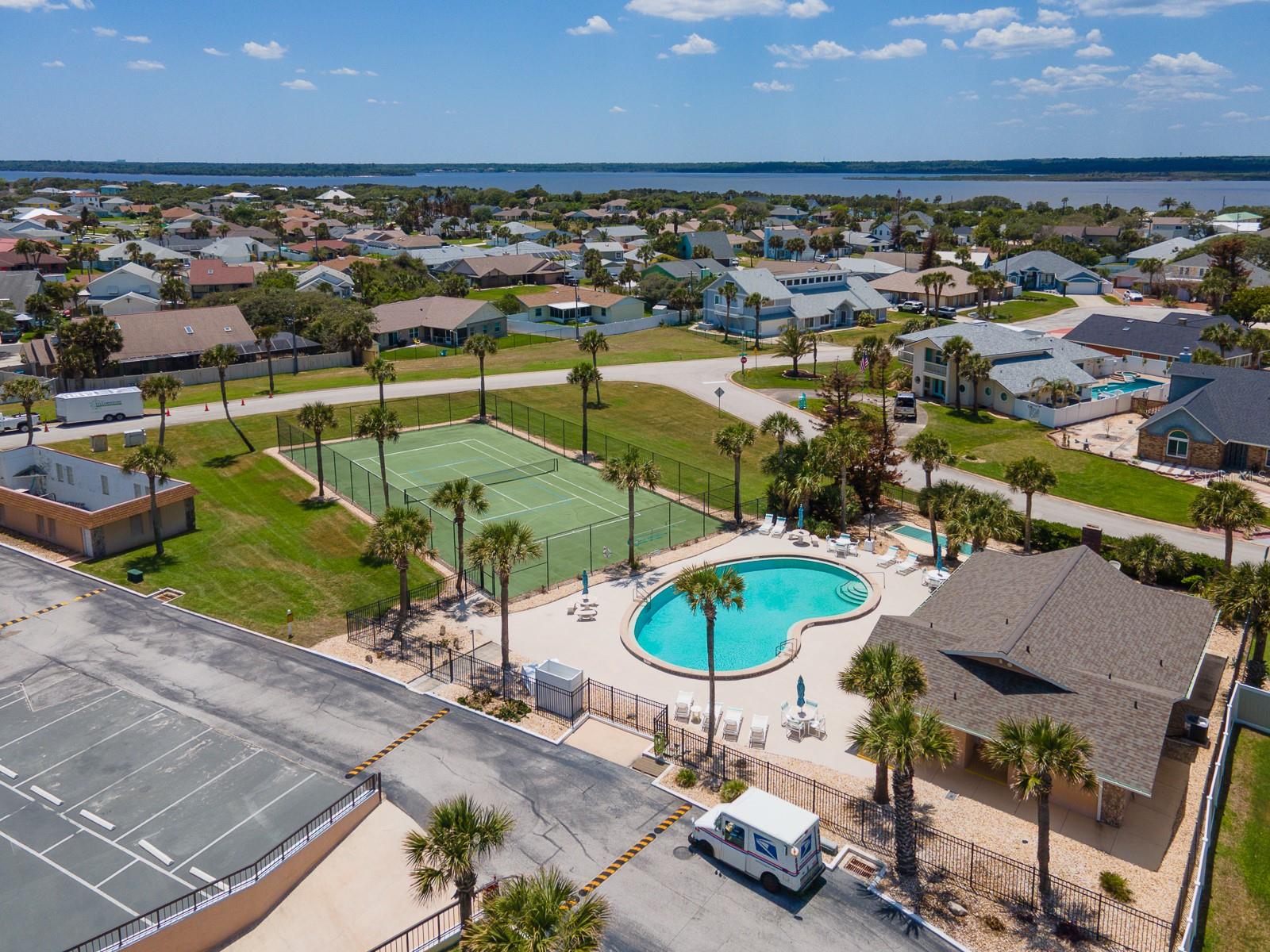 FAIRWIND SHORES CONDO - Residential
