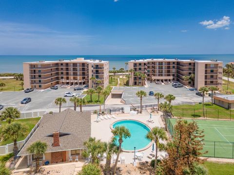 Photo of 3360 Ocean Shore Boulevard #3040, Ormond Beach, FL 32176 (MLS # FC318422)