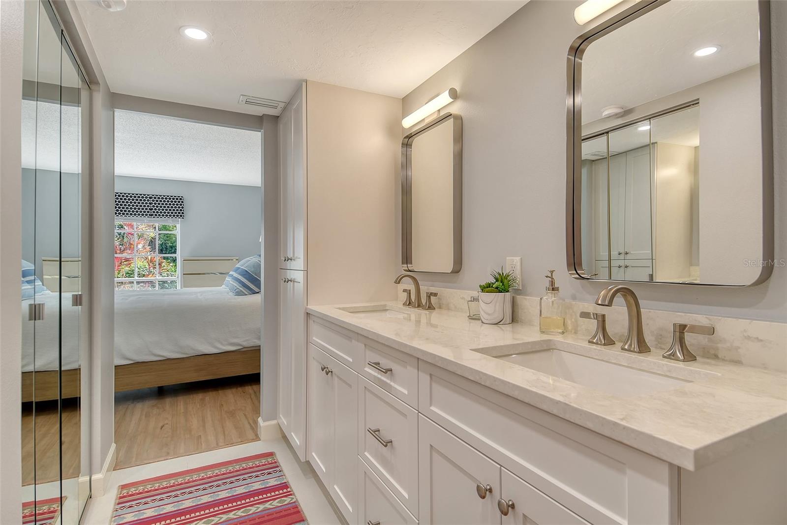 WEDGEWOOD LAKE - Residential