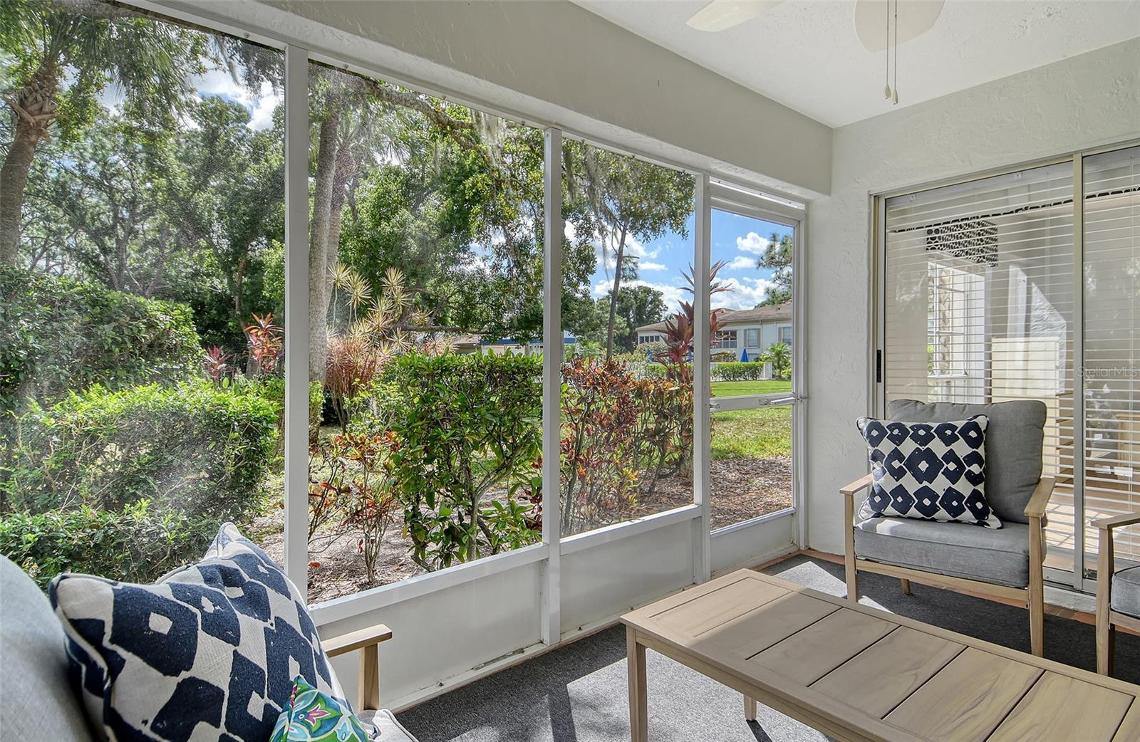 WEDGEWOOD LAKE - Residential