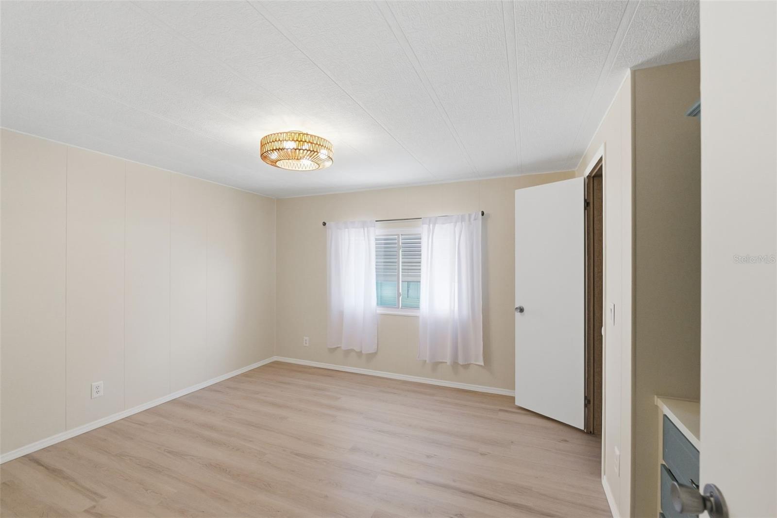 HIGH POINT UNIT 4 - Residential