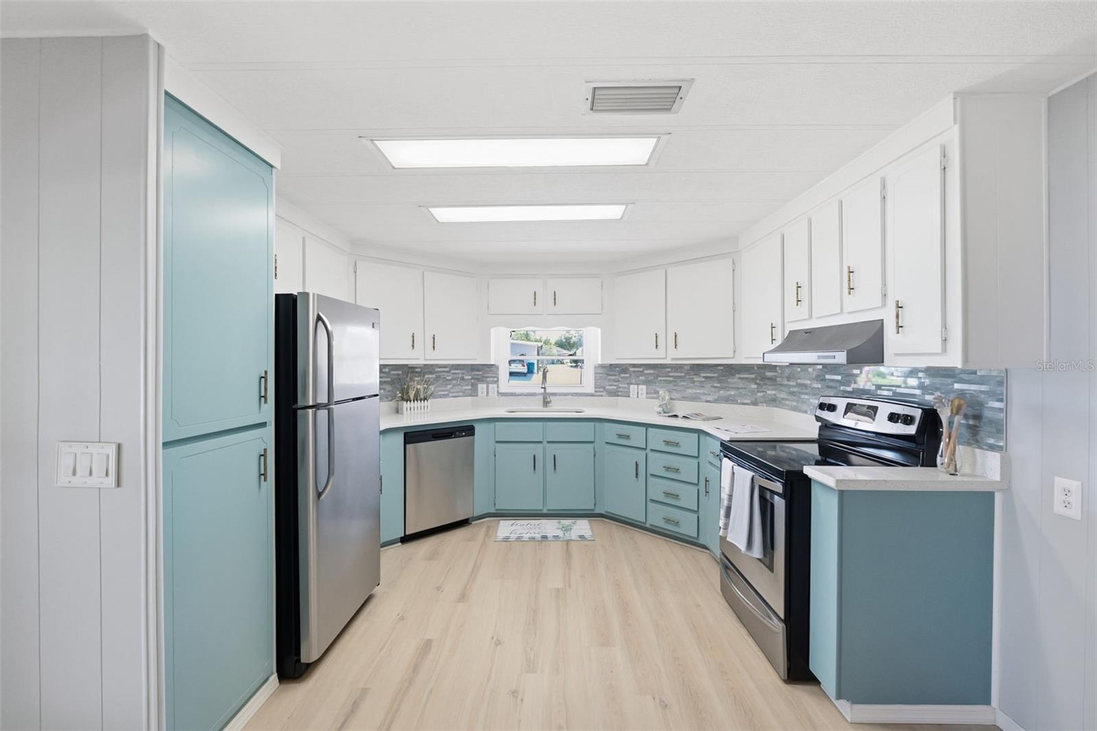 HIGH POINT UNIT 4 - Residential