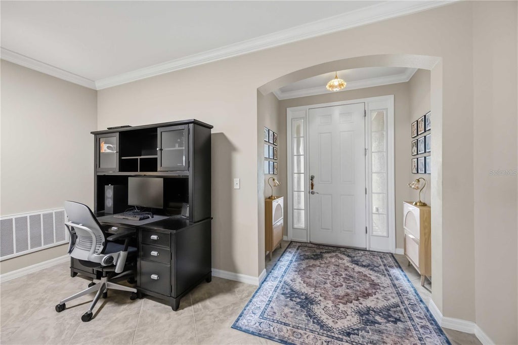 Photo of 5516 Cartagena Drive, Sarasota, FL 34233 (MLS # A4704436)