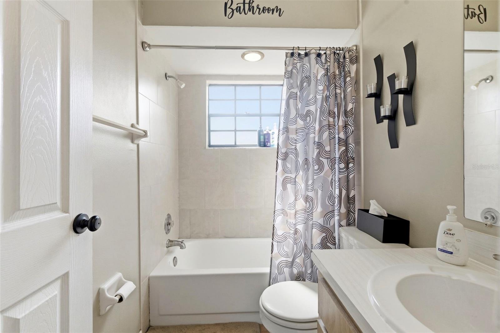 ACREAGE - Residential Income