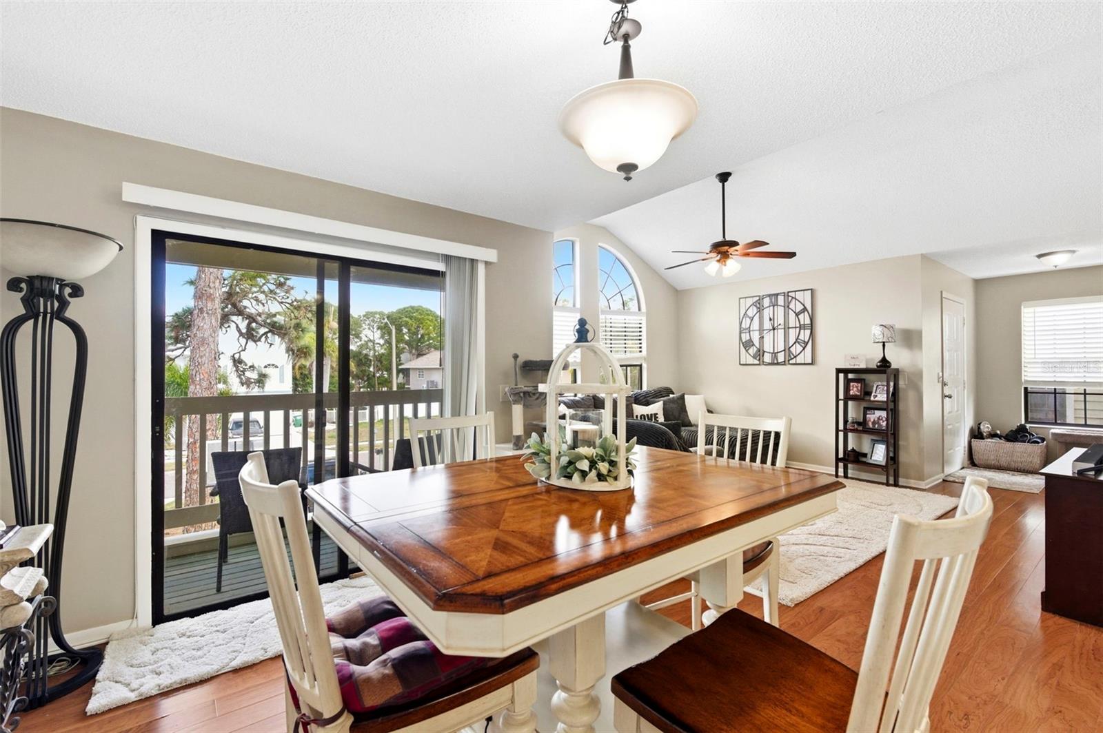 ACREAGE - Residential Income