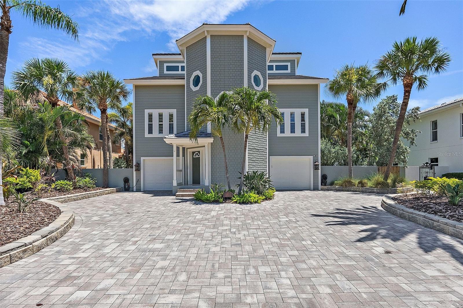297 1ST STREET W