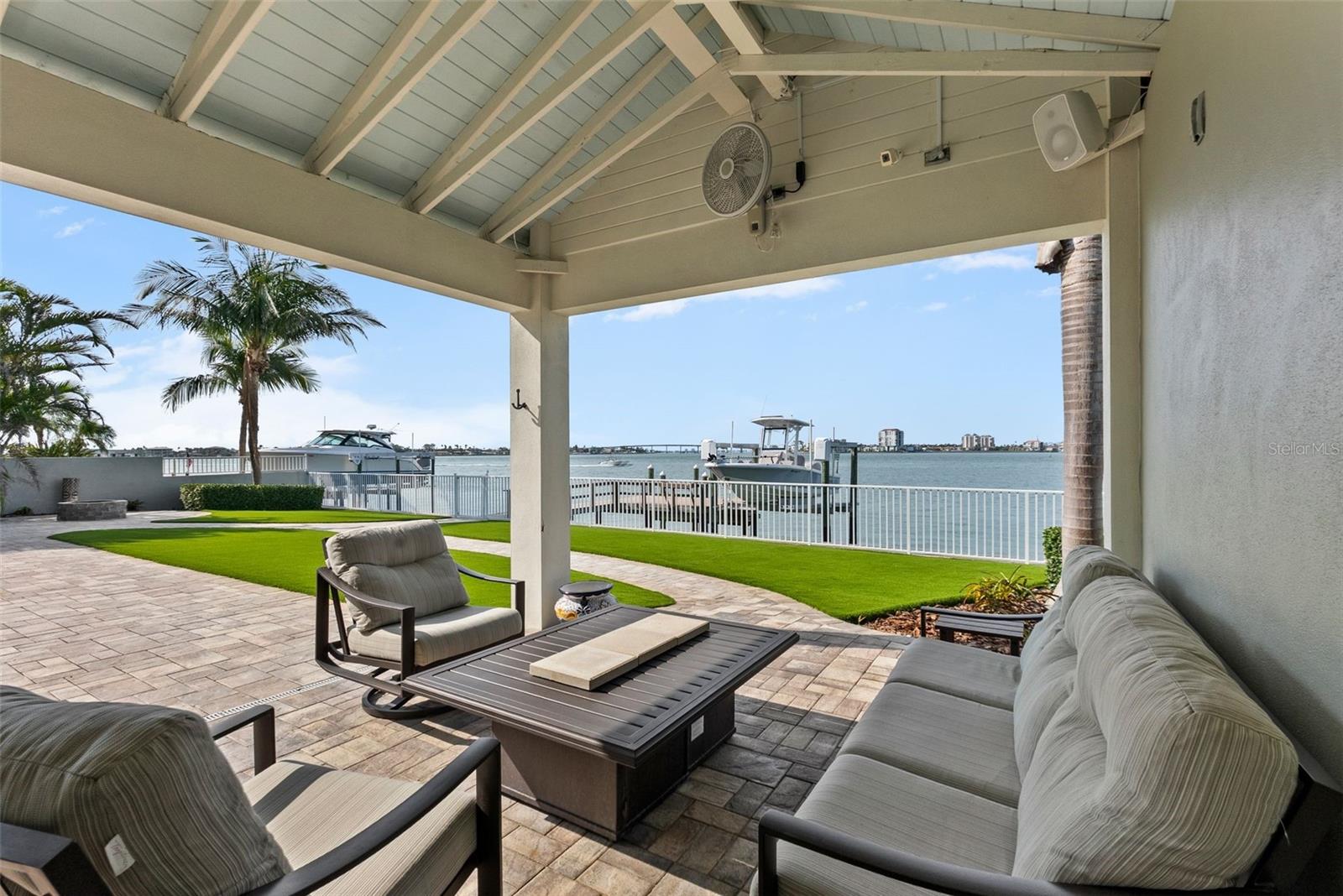 TIERRA VERDE UNIT 1 - Residential