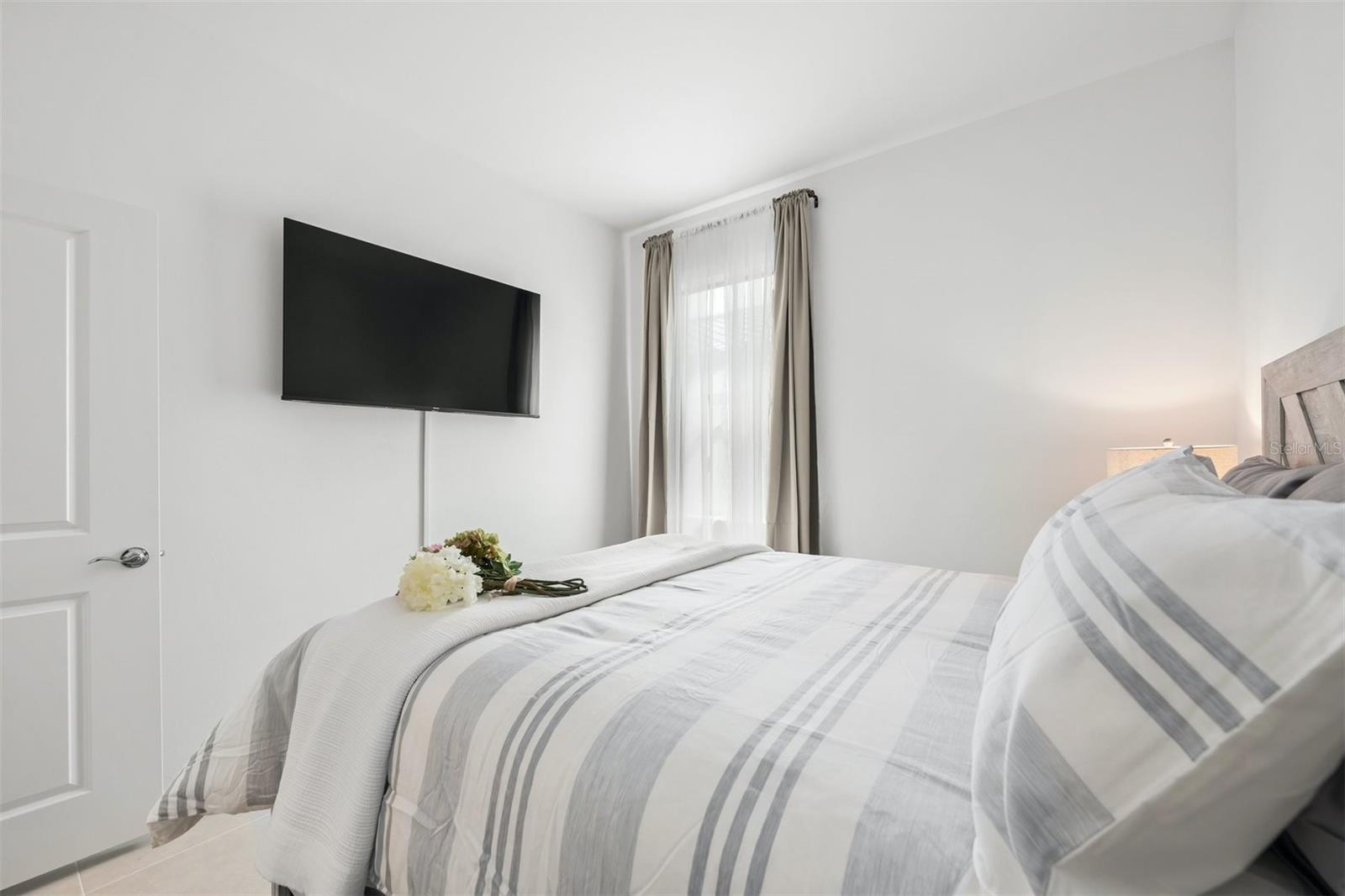 TALON PRESERVE PH 4 - Residential Lease