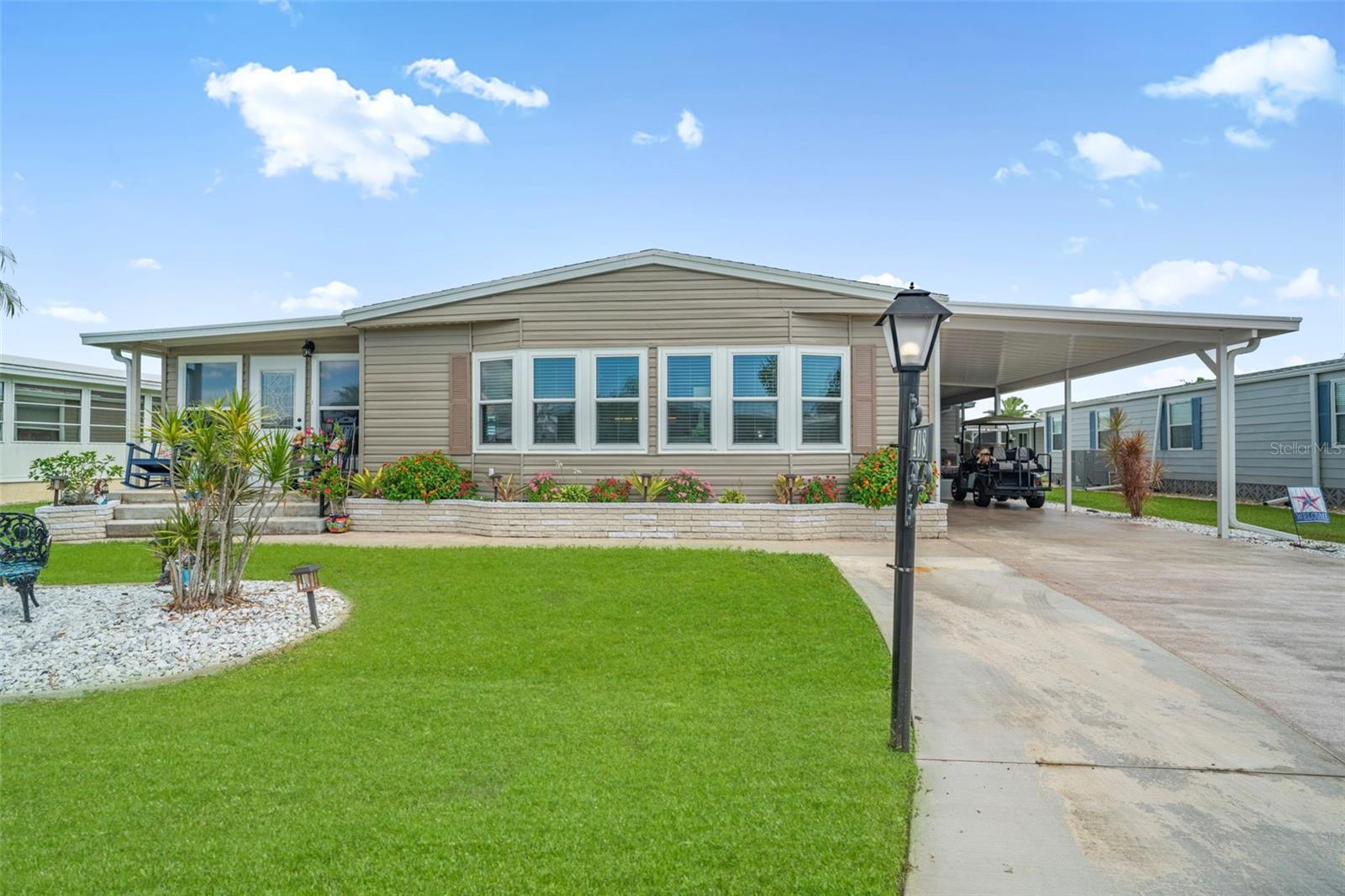 LA CASA MHP CO-OP - Residential