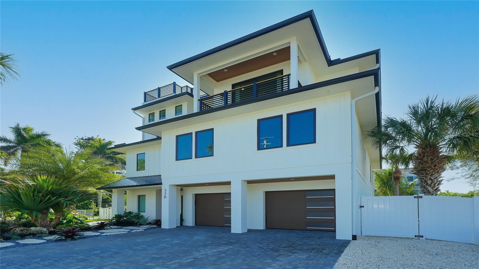 HOLMES BEACH 17TH UNIT - Residential