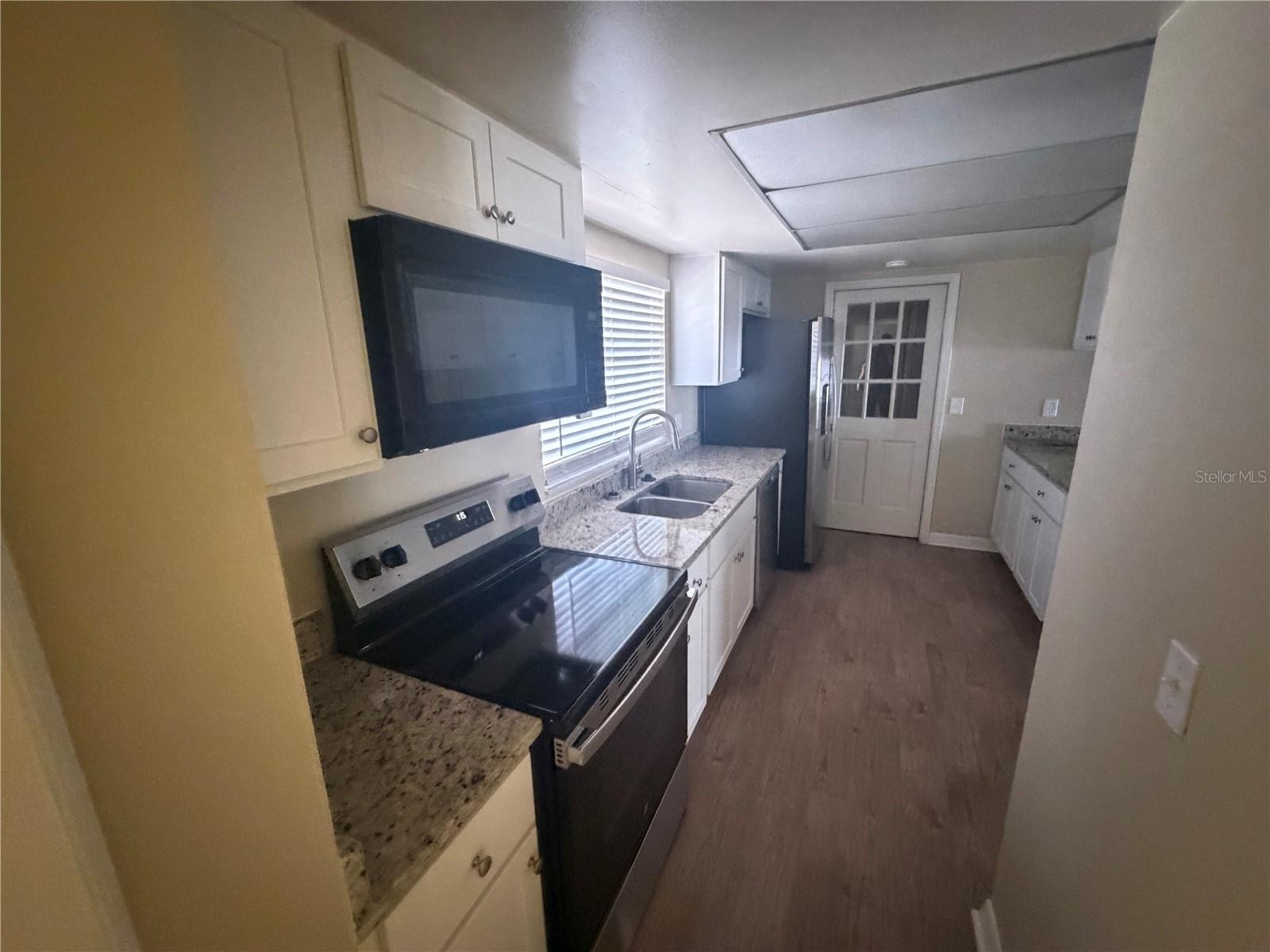 1411 PRINCE PHILIP DRIVE