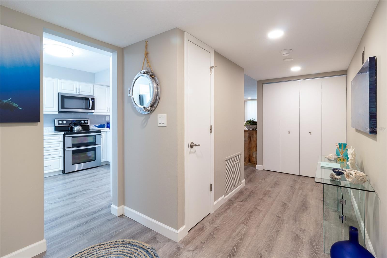 BAYPORT BCH & TEN PH F - Residential Lease