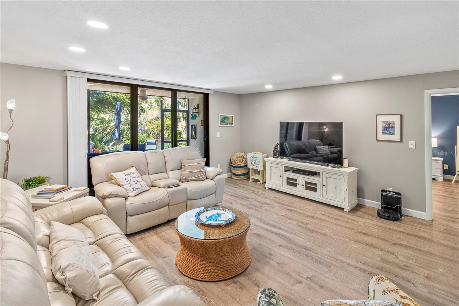 BAYPORT BCH & TEN PH F - Residential Lease