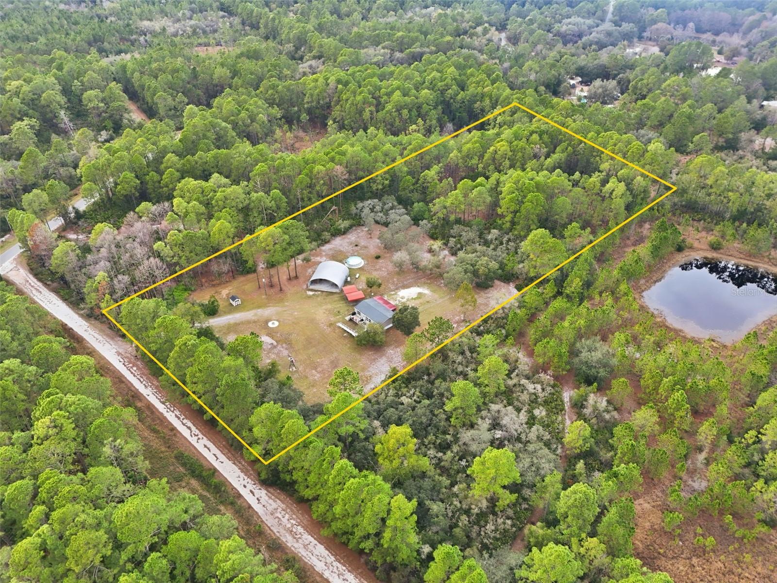 LAKE GEORGE MANOR - Residential