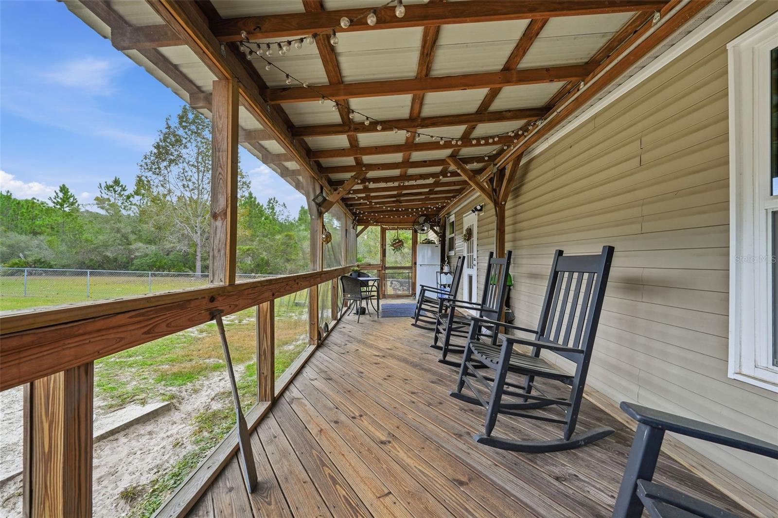 LAKE GEORGE MANOR - Residential