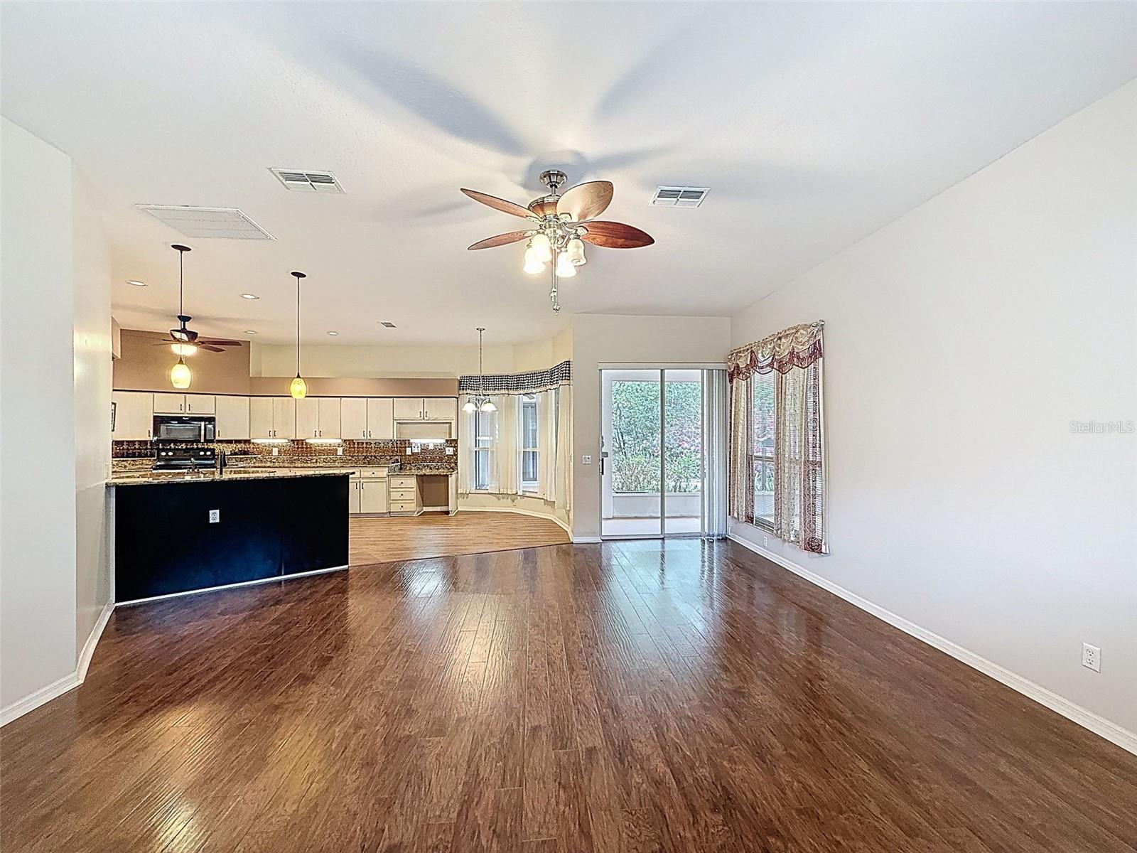 RAINBOW SPGS COUNTRY CLUB ESTATE - Residential