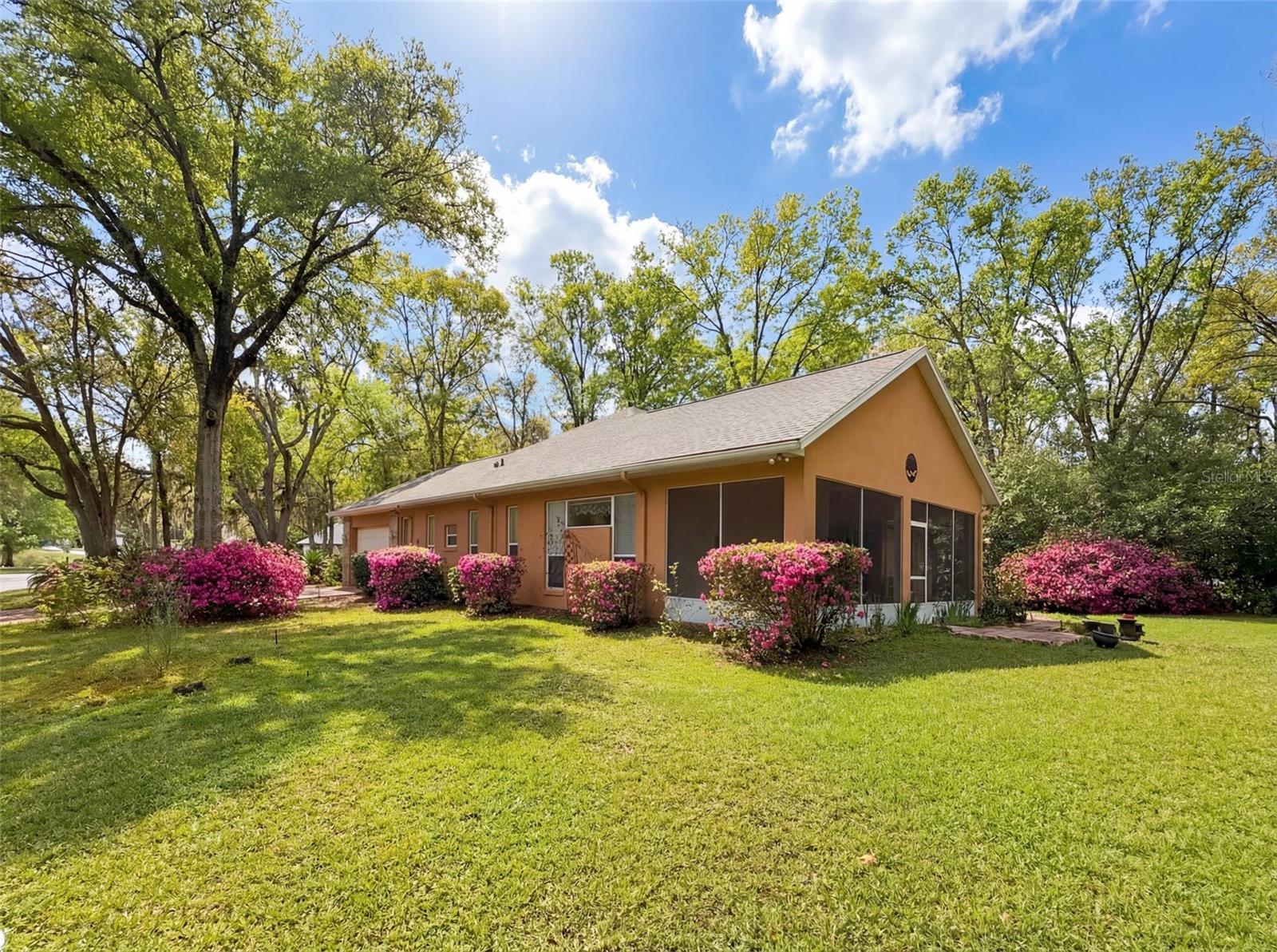 RAINBOW SPGS COUNTRY CLUB ESTATE - Residential