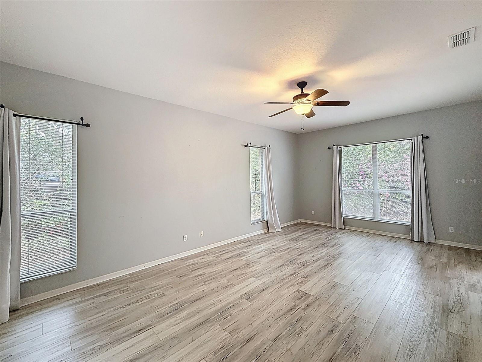 RAINBOW SPGS COUNTRY CLUB ESTATE - Residential