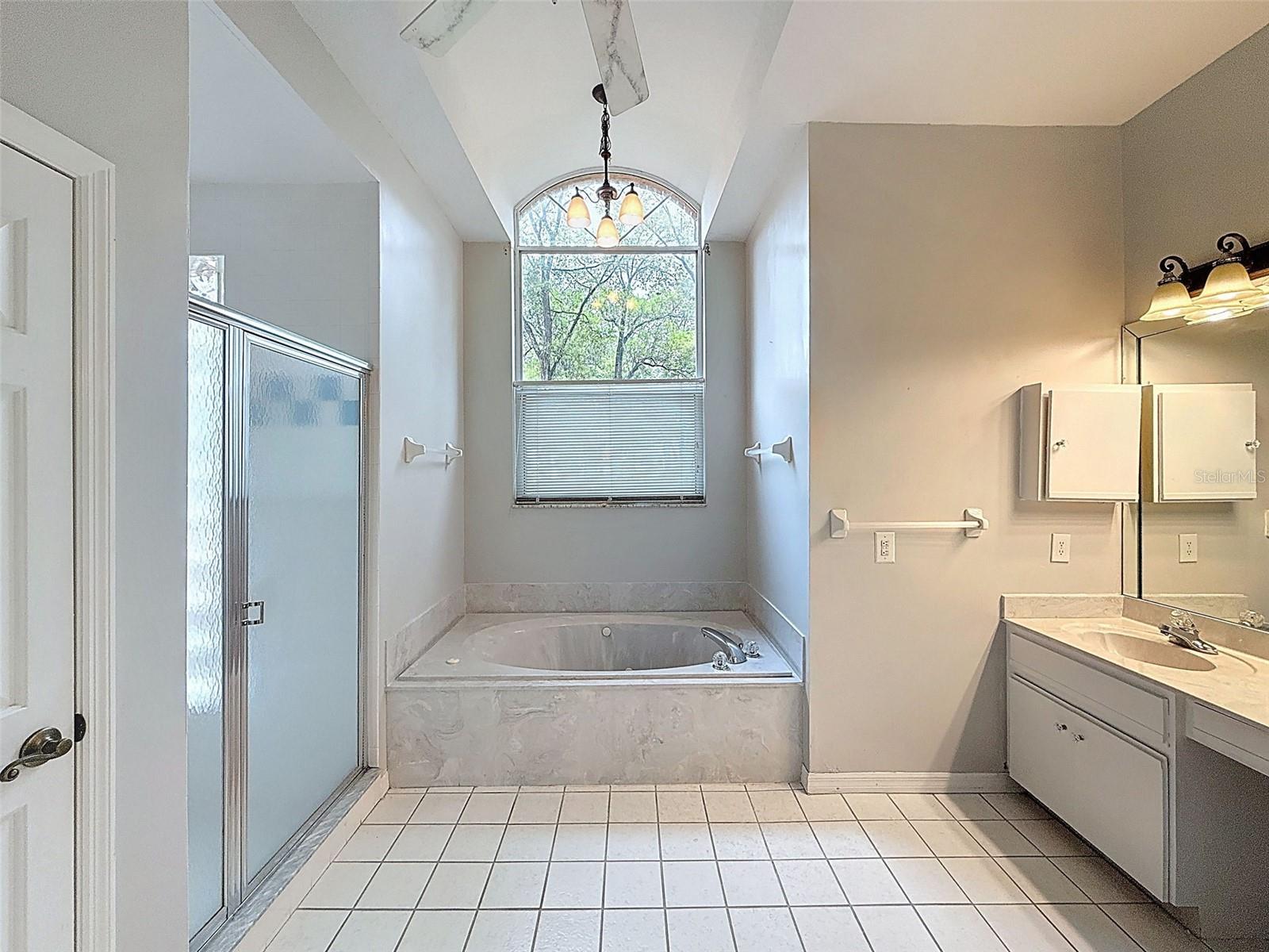 RAINBOW SPGS COUNTRY CLUB ESTATE - Residential