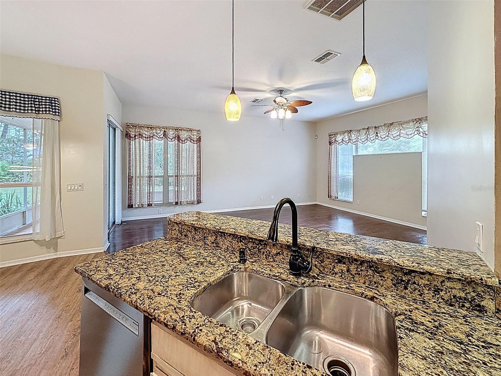 RAINBOW SPGS COUNTRY CLUB ESTATE - Residential