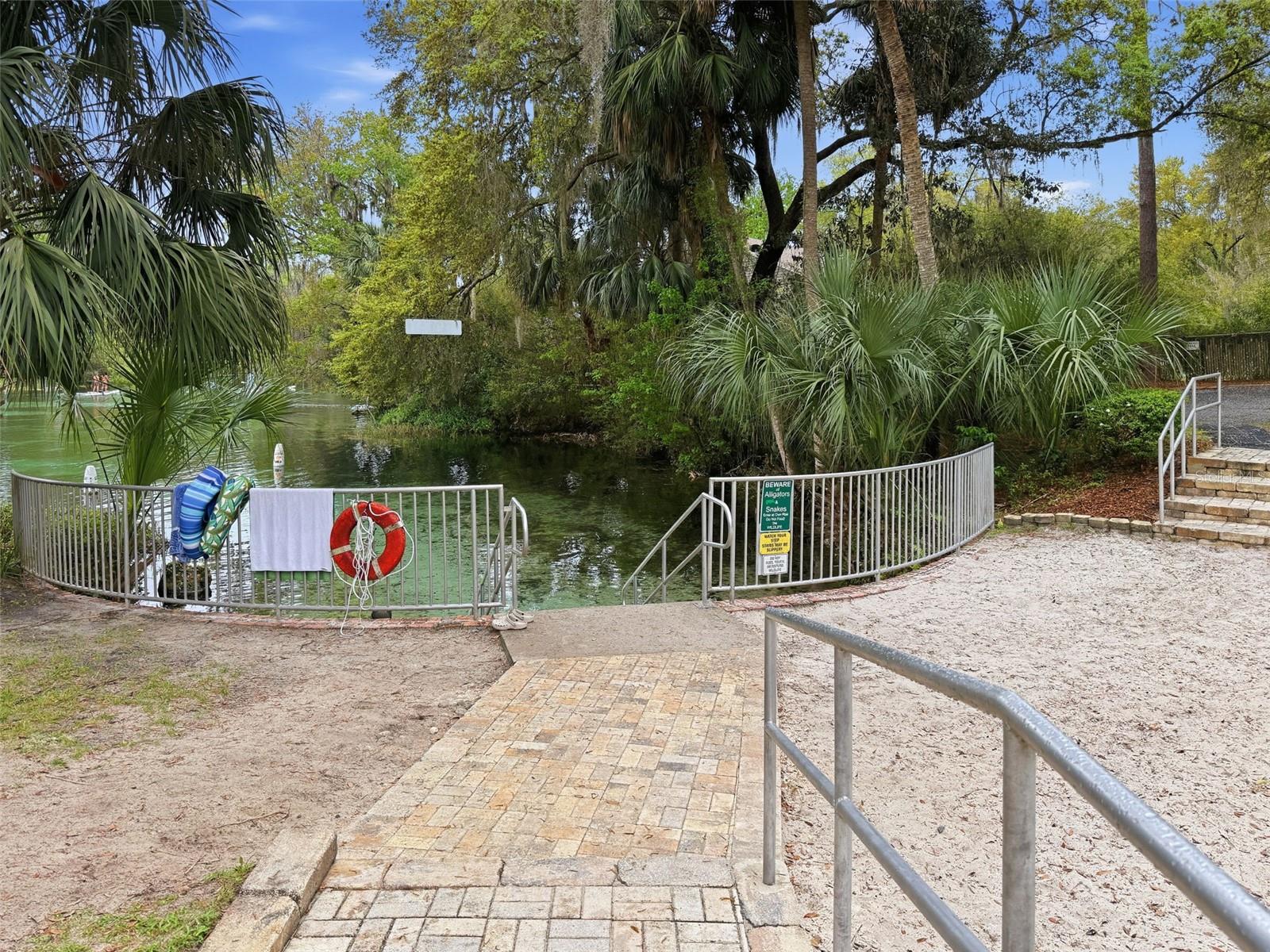 RAINBOW SPGS COUNTRY CLUB ESTATE - Residential