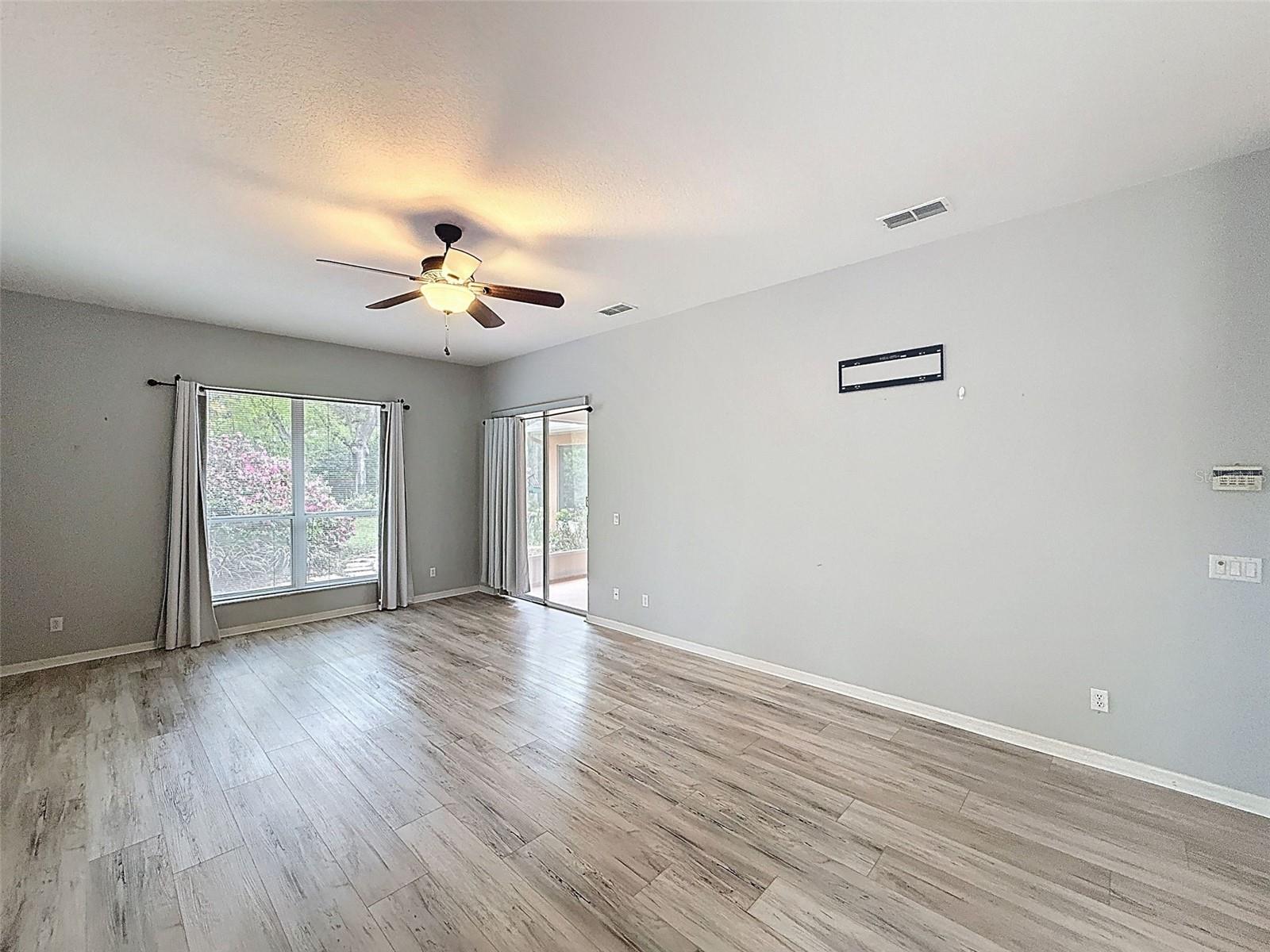 RAINBOW SPGS COUNTRY CLUB ESTATE - Residential