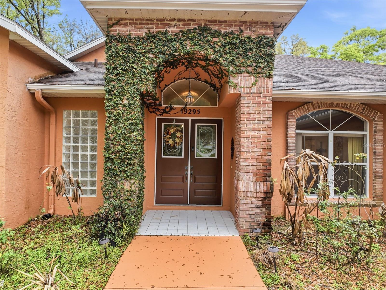 19295 SW 90TH LANE ROAD