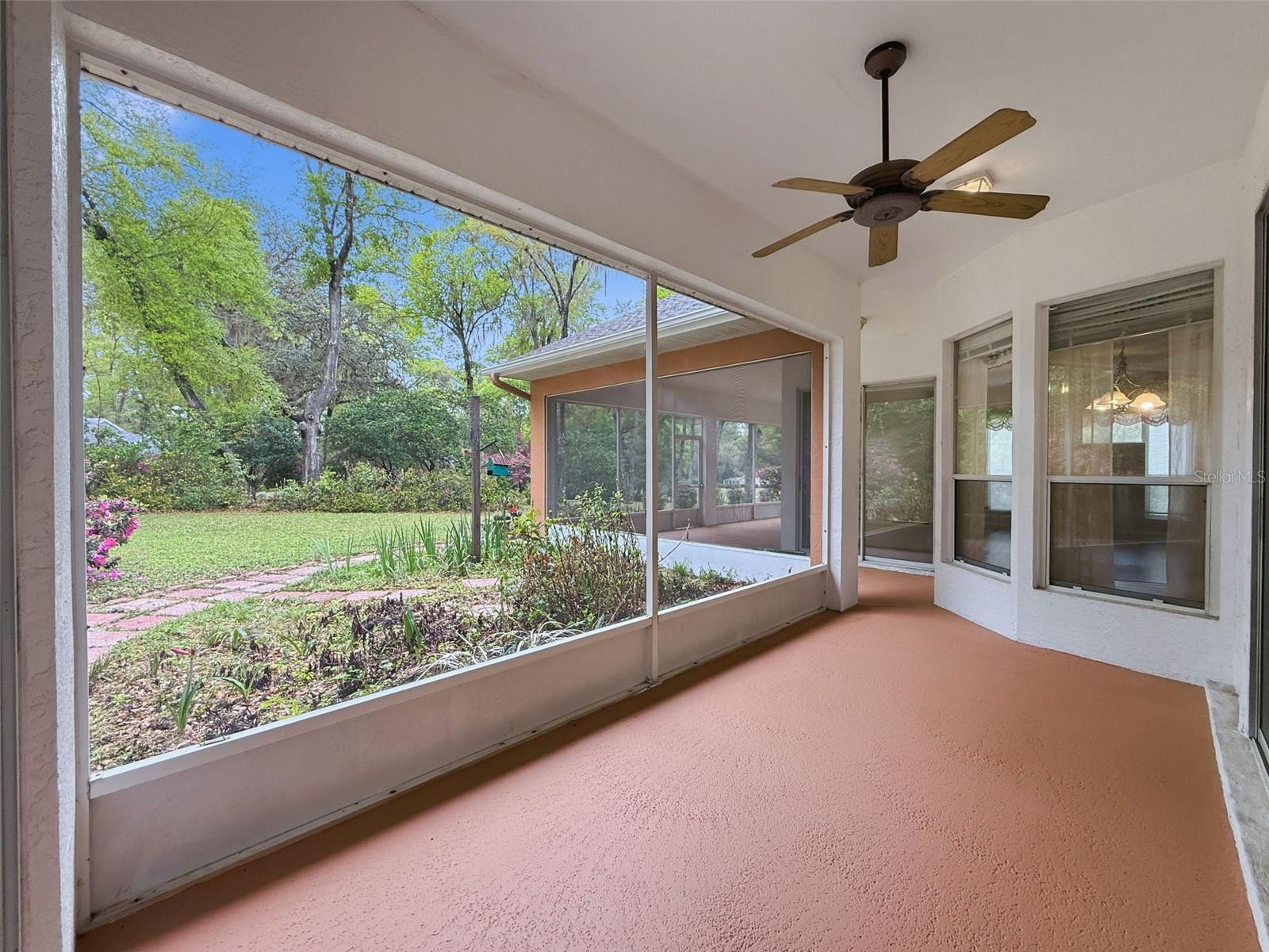 RAINBOW SPGS COUNTRY CLUB ESTATE - Residential