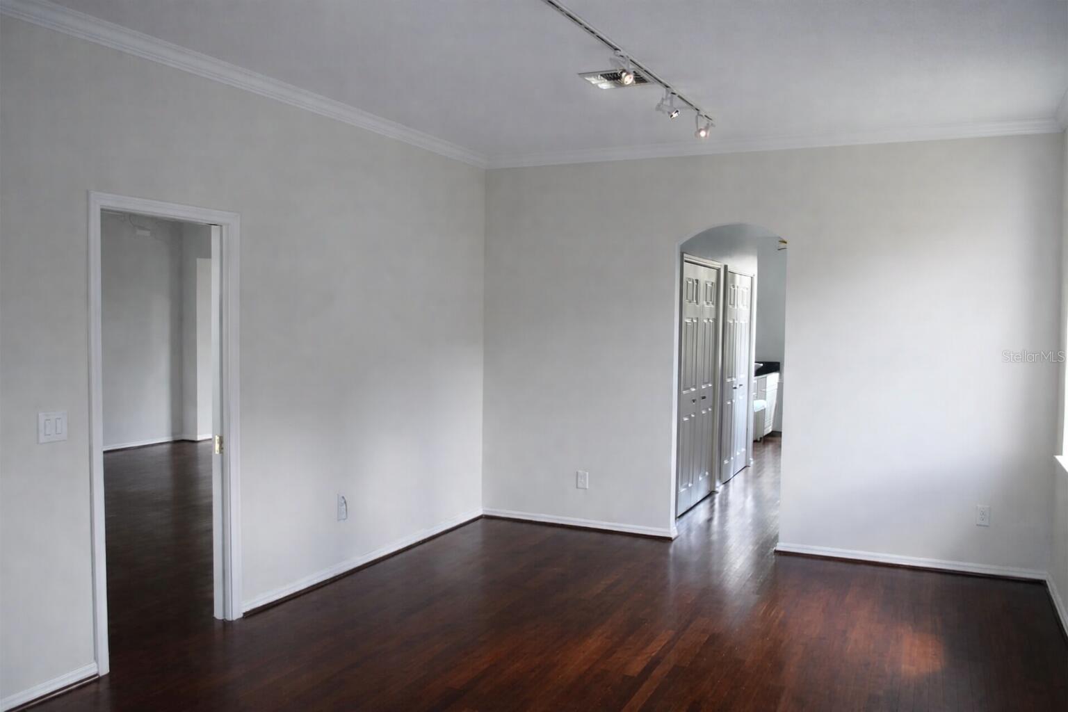 MARBLE HEAD - Residential