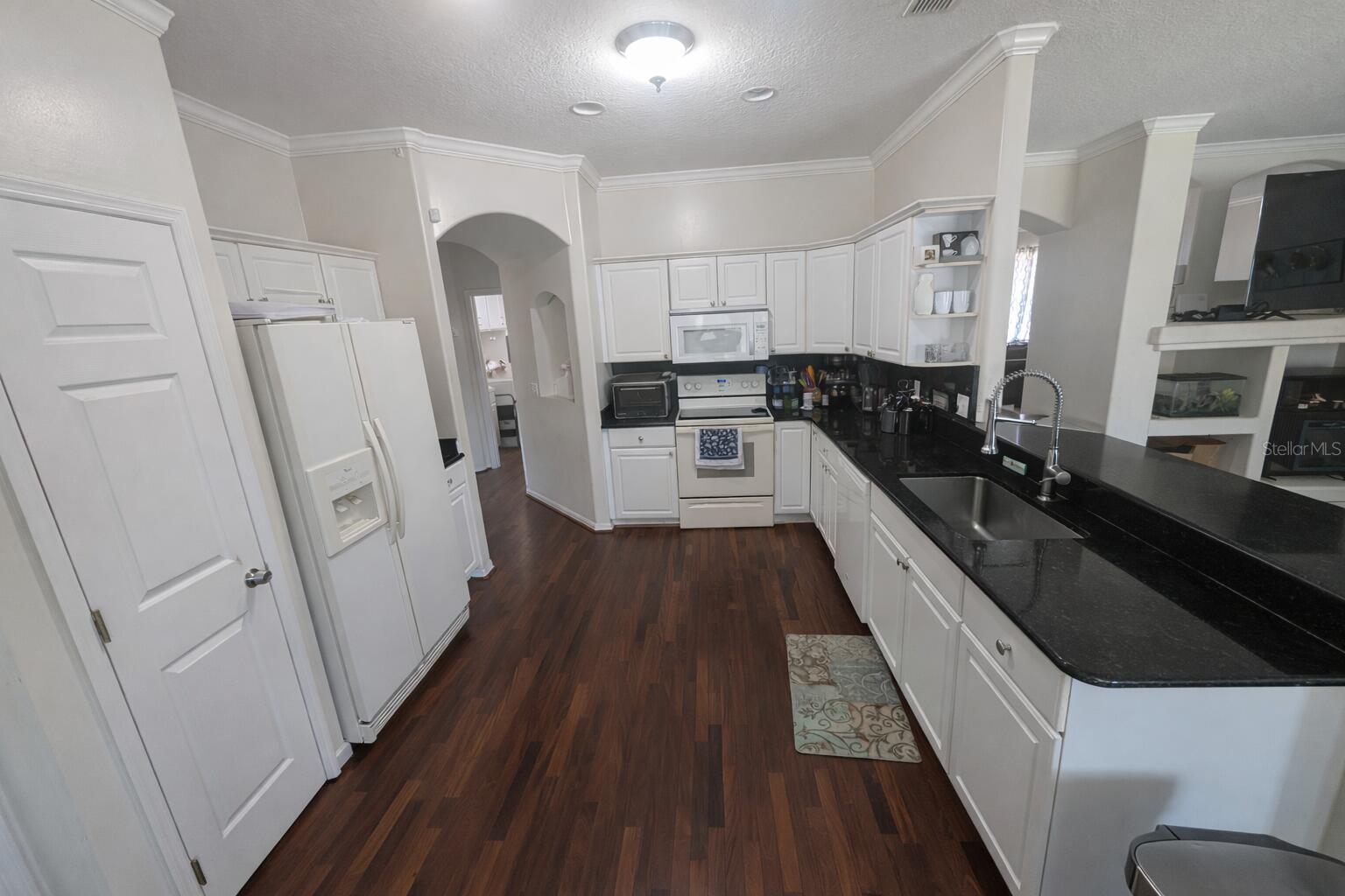 MARBLE HEAD - Residential