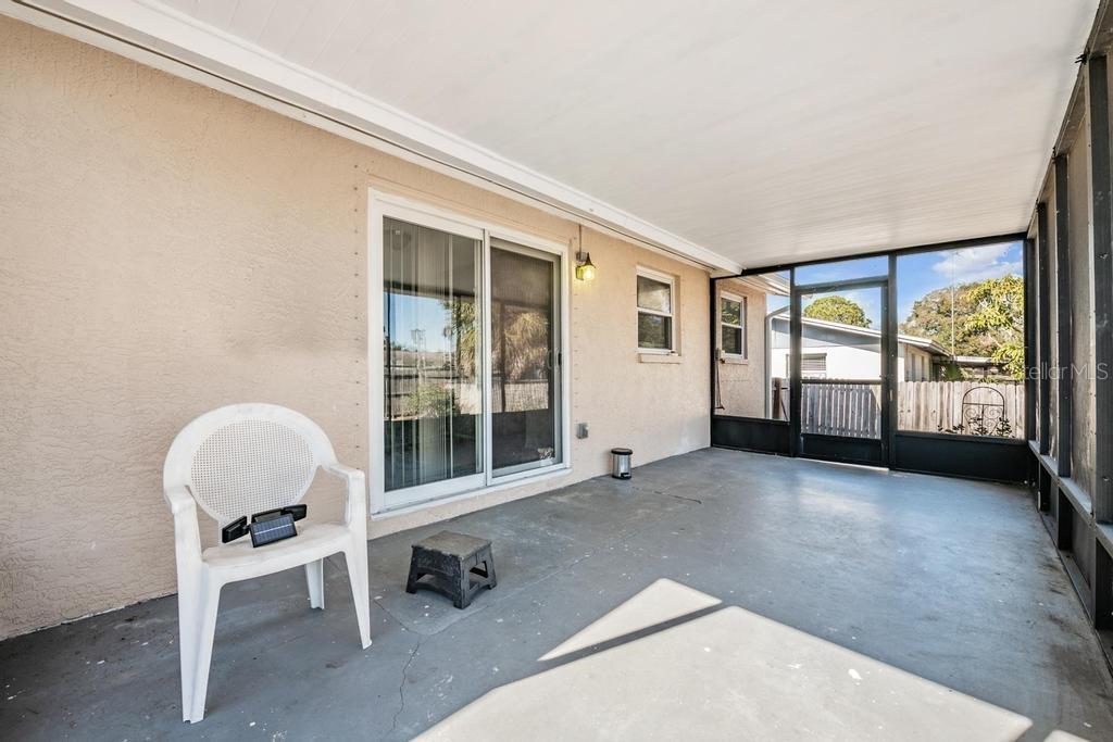 TRENTWOOD MANOR - Residential