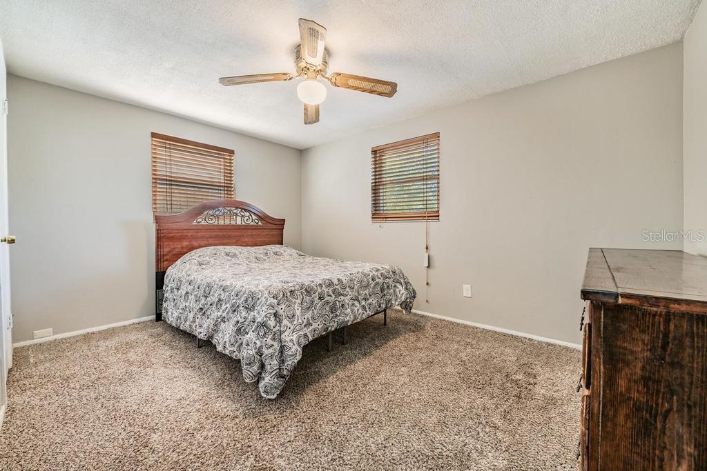 TRENTWOOD MANOR - Residential