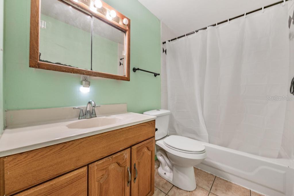 TRENTWOOD MANOR - Residential