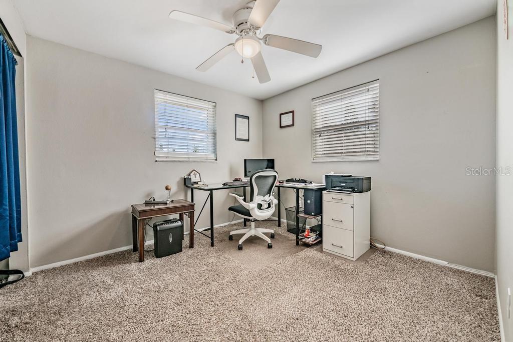 TRENTWOOD MANOR - Residential