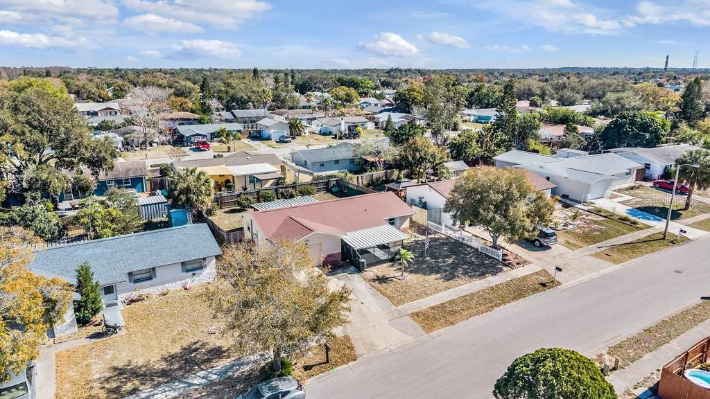 TRENTWOOD MANOR - Residential