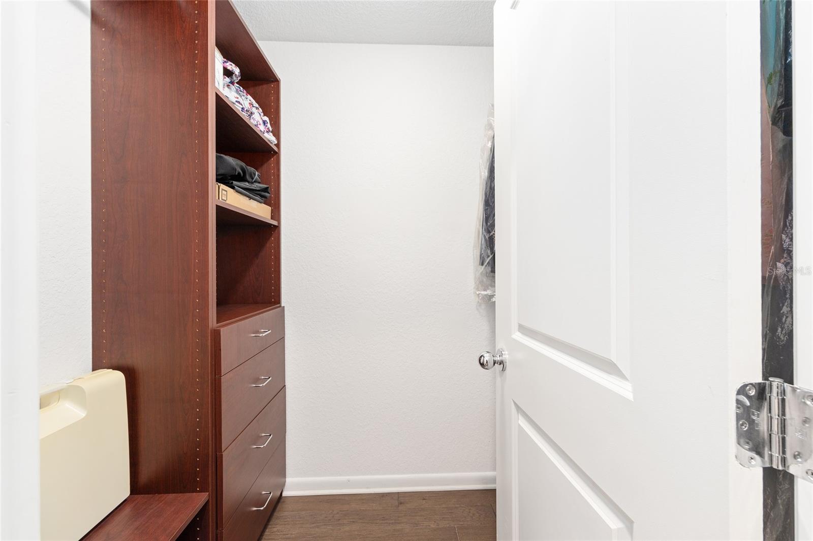 WINDWARD MEADOWS - Residential