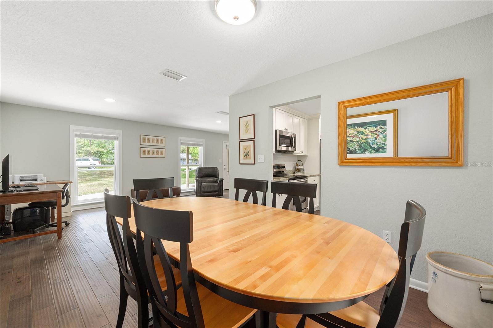 WINDWARD MEADOWS - Residential