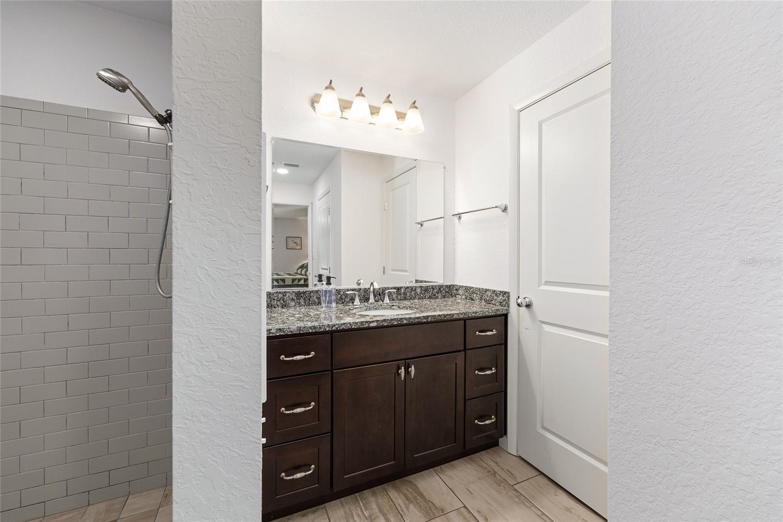 WINDWARD MEADOWS - Residential