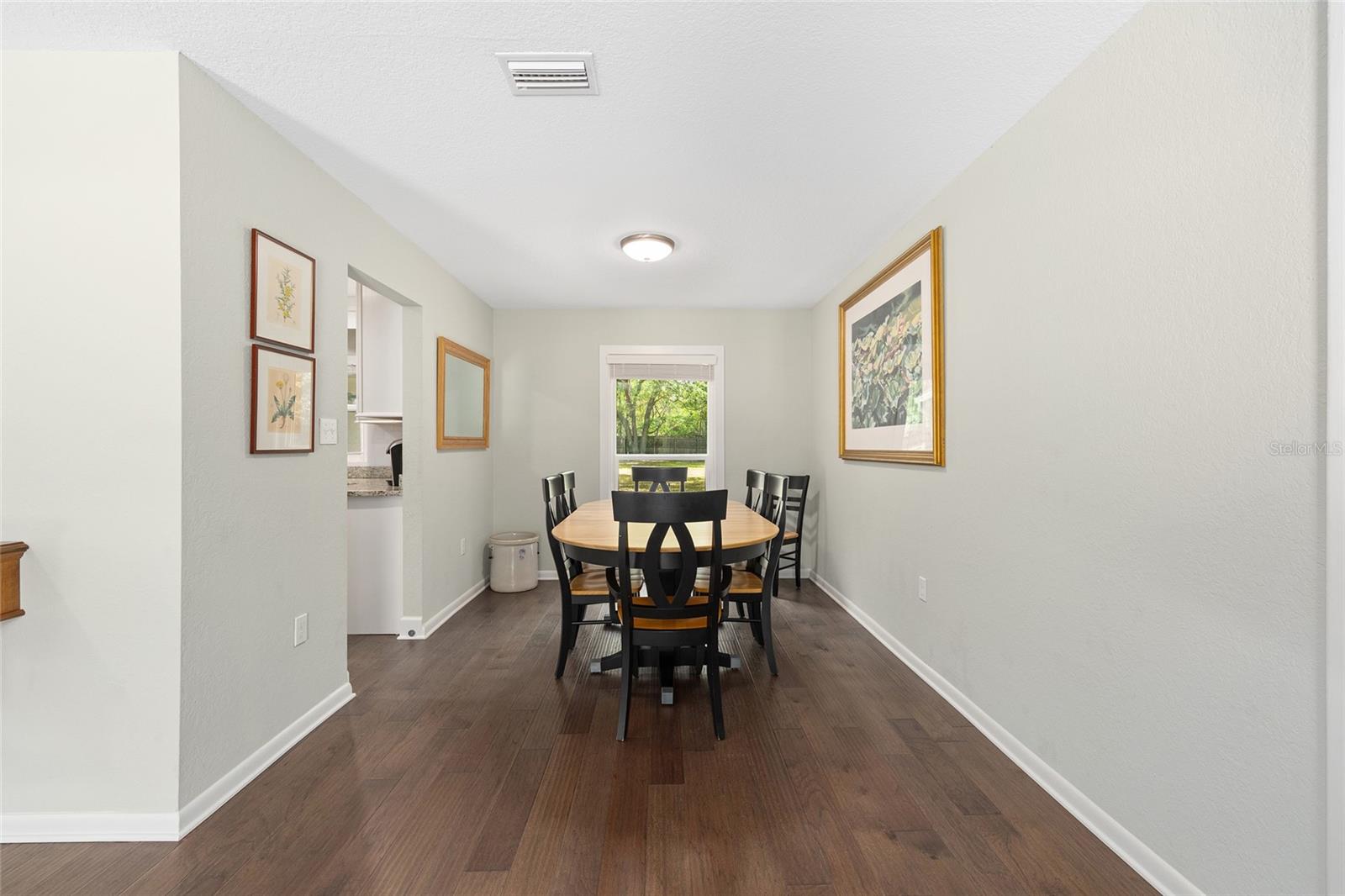 WINDWARD MEADOWS - Residential