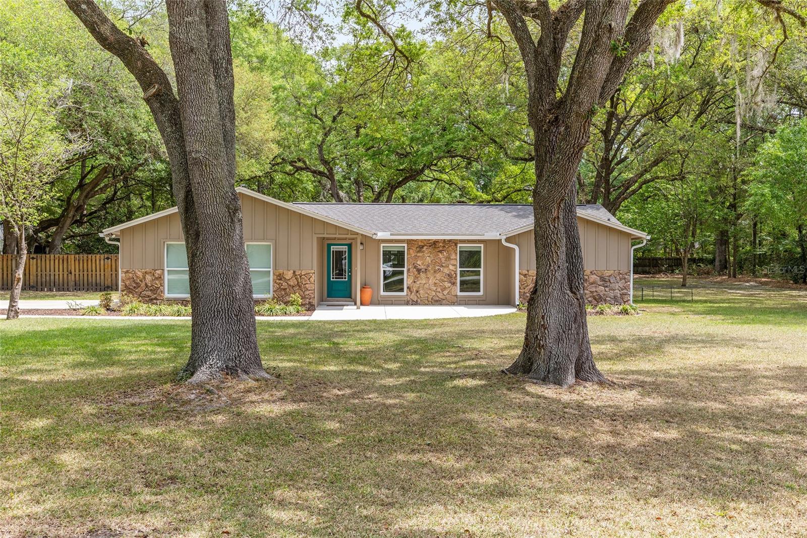 WINDWARD MEADOWS - Residential