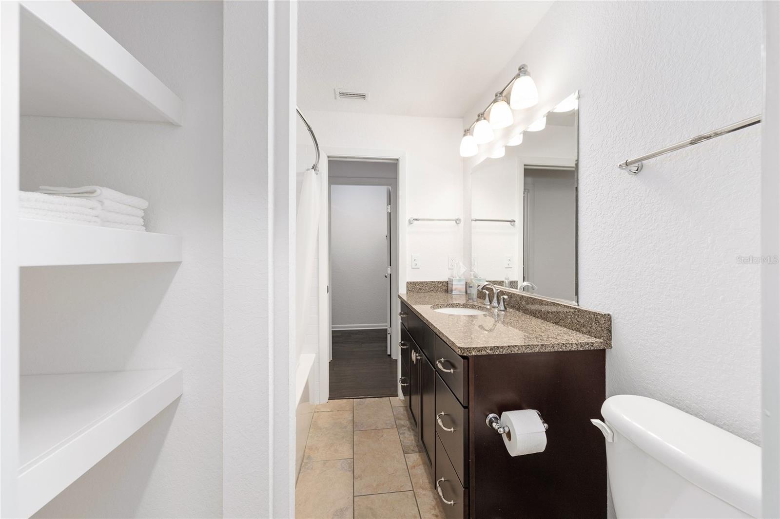 WINDWARD MEADOWS - Residential