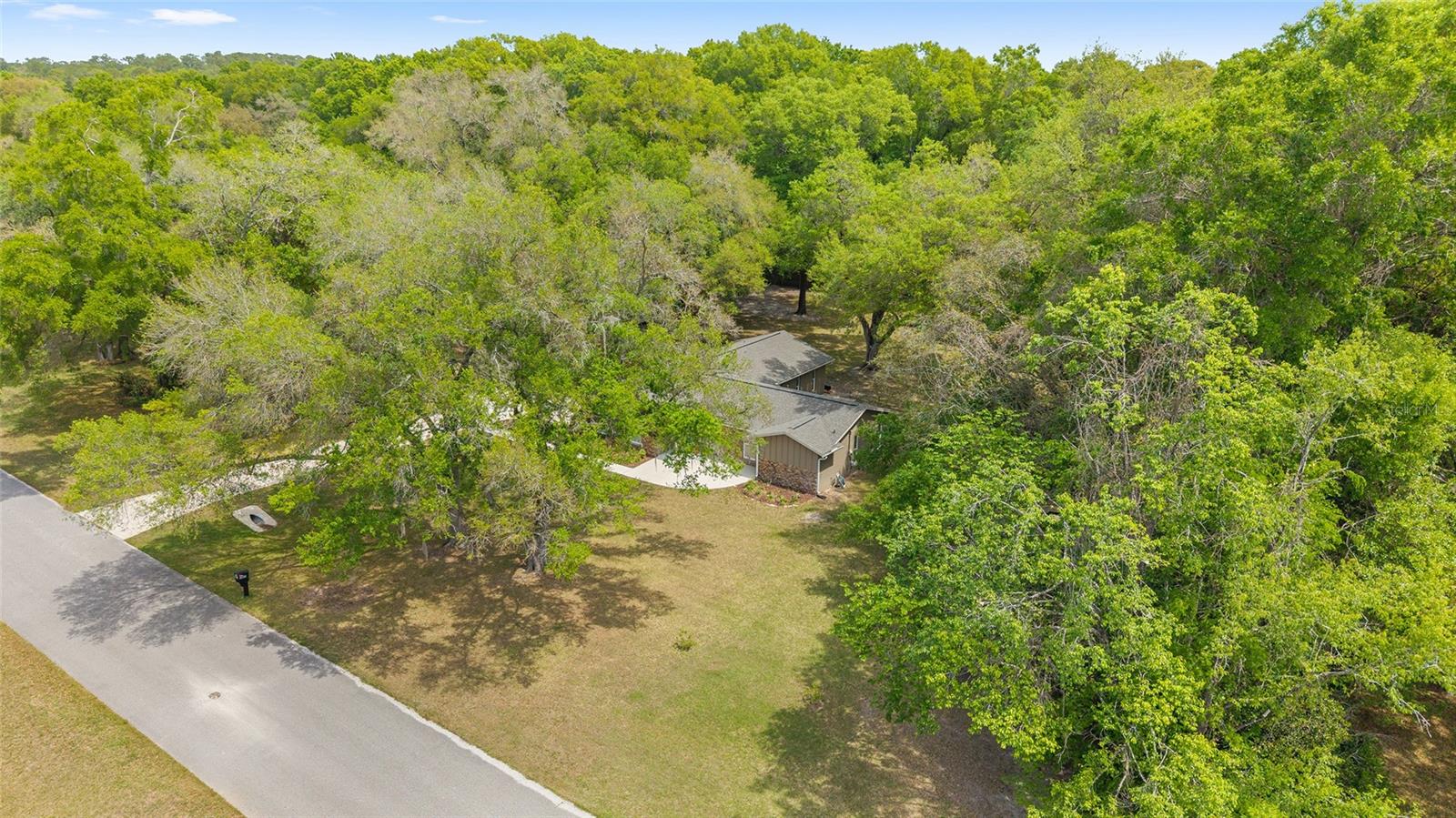 WINDWARD MEADOWS - Residential