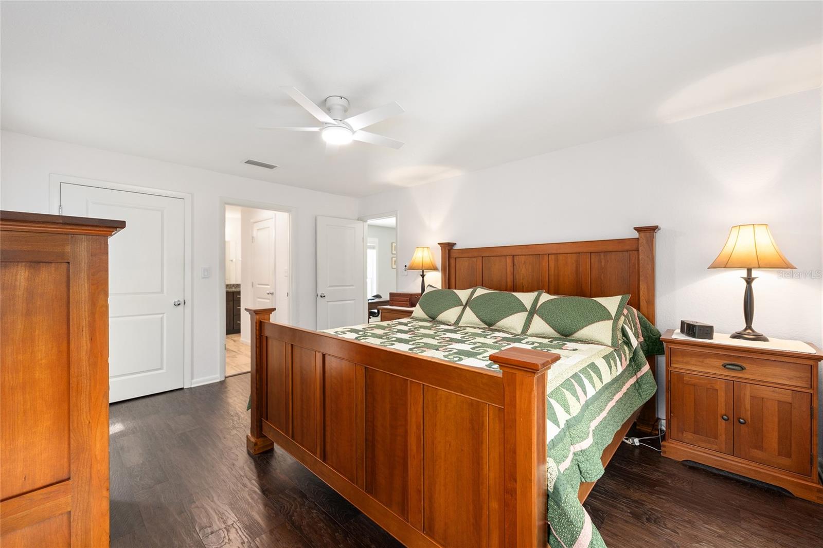 WINDWARD MEADOWS - Residential