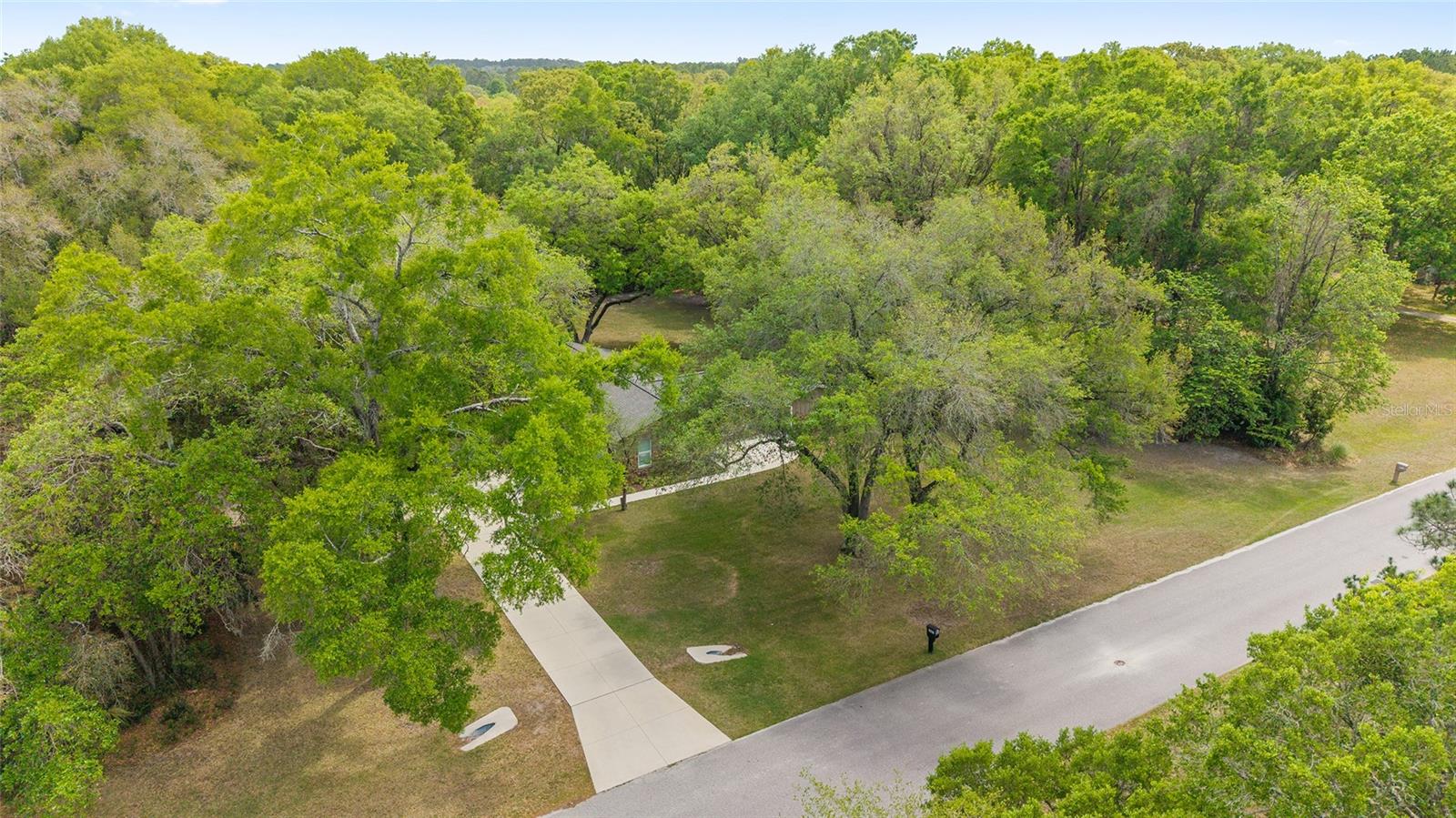 WINDWARD MEADOWS - Residential